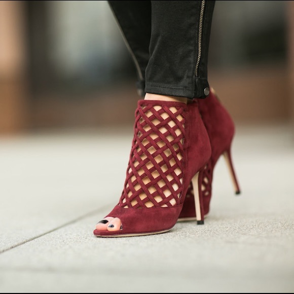*SOLD* JIMMY CHOO Logo Dane Open Toe Caged Suede Booties - Picture 3 of 12